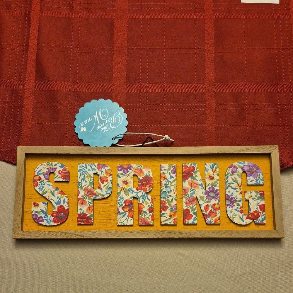 The Pioneer Woman Spring Wall Sign